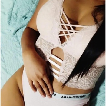 Abby por unos dias en torrevieja latina experimentada llamame disponible 24 h, Torrevieja