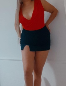 Nueva en tu ciudad rubia encantadora