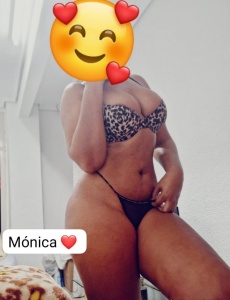 Morenita dulce colombiana