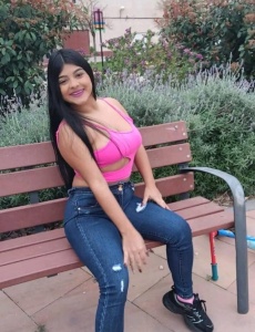 Jovencita y muy