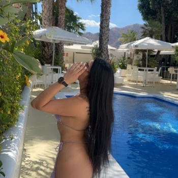 Hermosa y joven colombiana, Alicante