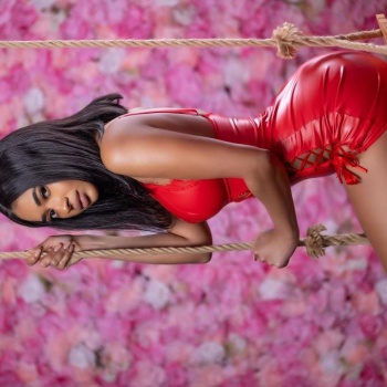 Nicki, Benidorm