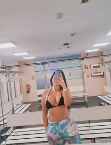 Daniela colombiana y de paso por torrevieja