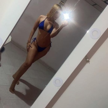 Laura la diosa del amor rcien llegada a denia, Denia