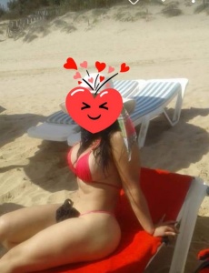 Hi loves, i'm carol arriving in benidorm