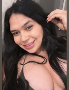 Soy candy nueva en la latina masajista, y muy cariñosa