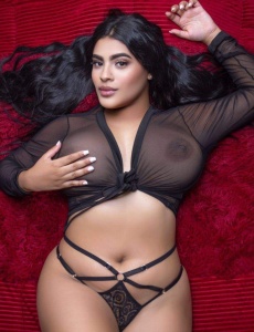 MÍa y sara hermosas mujeres colombianas