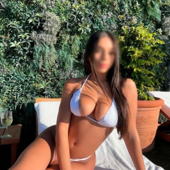 Laura. Tu aventura secreta, Elche