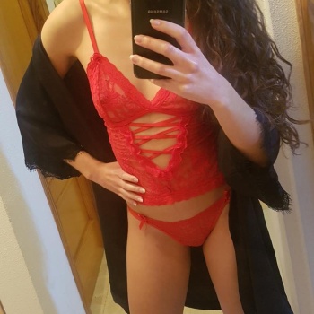 Deborah, y elegancia, Almoradí