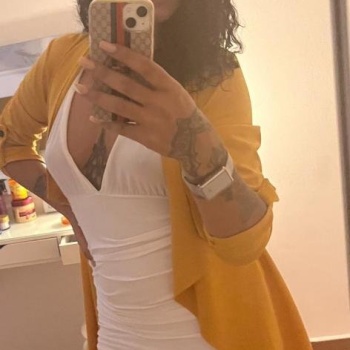 Luciana brasileña joven, Denia