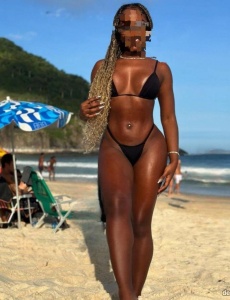 Morena ebano