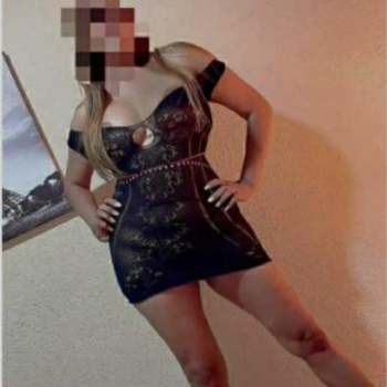 Te apetece quedar aquí estoy para consentirte solo tu y yo.. Madurita. Sin prisa.. Que estemos agusto... Primera ve., Denia