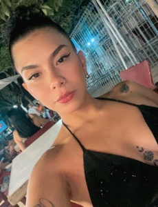 Sofia latina 26 aÑos