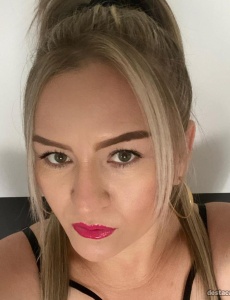 Karla diosa latina ideal para ti ven compruébalo recién llegada a dania