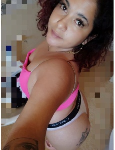 Latina curvy
