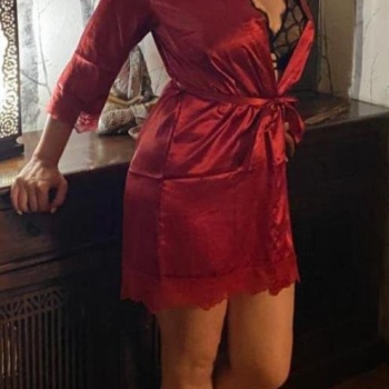 Chica encantadora con buenas curvas, Alicante