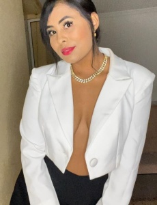 Chica dulce y cariñosa