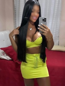 Novedad mulatita brasileña delgada morboso