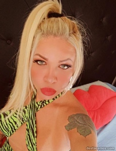 Rubia para tios solventes en benidorm