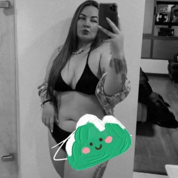 Gordita y tatuada, Elche