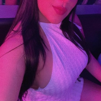 Paula colombiana recién llegada a alicante, Alicante