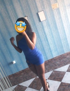 Luna hermosa morena