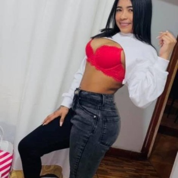 Hola amor me llamas sharol una morena hermosa,, Benidorm