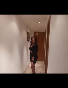 Chica guapa nueva en la ciudad