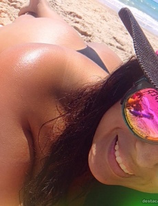 Soy mia, tu linda y cariñosa venezolana curvy