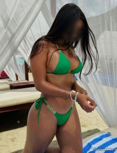 Hermosa latina recien llegada