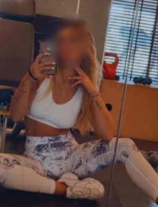 Rubia guapa en elche