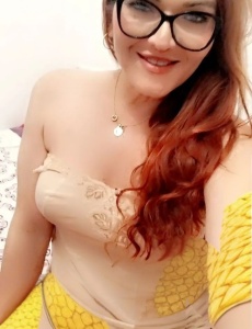 Nerea canaria fiestera 28 años