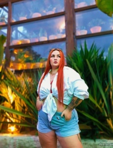 Gordita tatuada