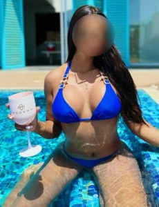 Tu novia cachonda