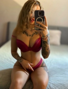 Buenas que tal soy vanesa una hermosa chica