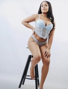 Renata 19 aÑitos nueva por la zona