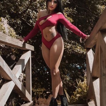 Hola soy sara, colombiana 25 años acabo de llegar, Benidorm
