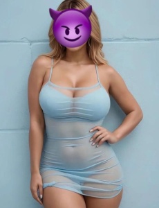 Latina muy bonita y elegante en benidorm