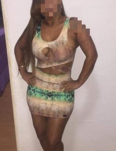 Soy larissa reciÉn llegada en benidorm-bellisima y dulce