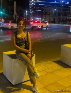 Eva chica rica y