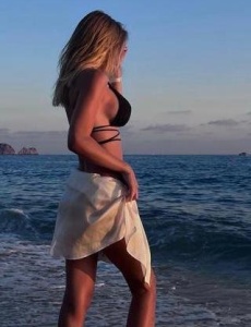 Anna 26 años, cariÑosa, extrovertida y muy divertida