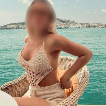 Rubia brasileÑa muy buena, Elche