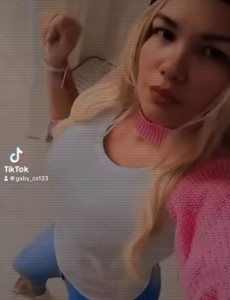 Guapa y divertida en calpe