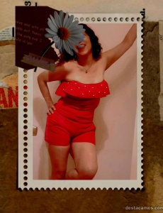 Latina sólo llamadas