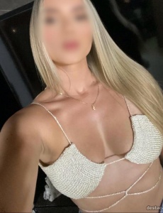 Sofía hermosa rubia latina en alicante