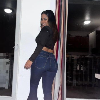Natalia jovencita, latina nueva en tu ciudad, Elda