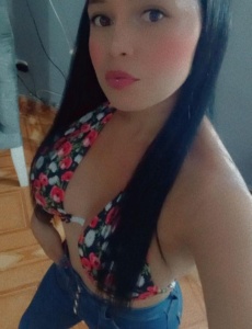 Dulce colombiana con mucho voltage elegante y soicada