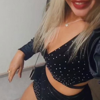 Chica nueva, Elche