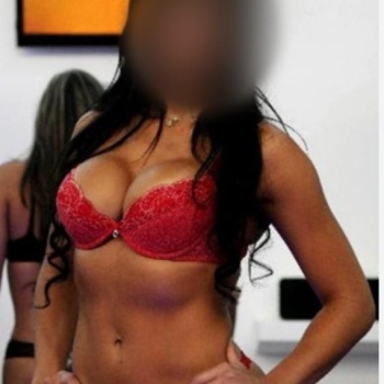 Latina guapa y cariñosa, Alicante