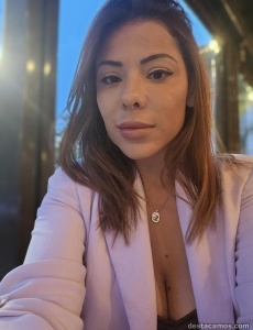 Soy Sofia una Latina  y muy ,